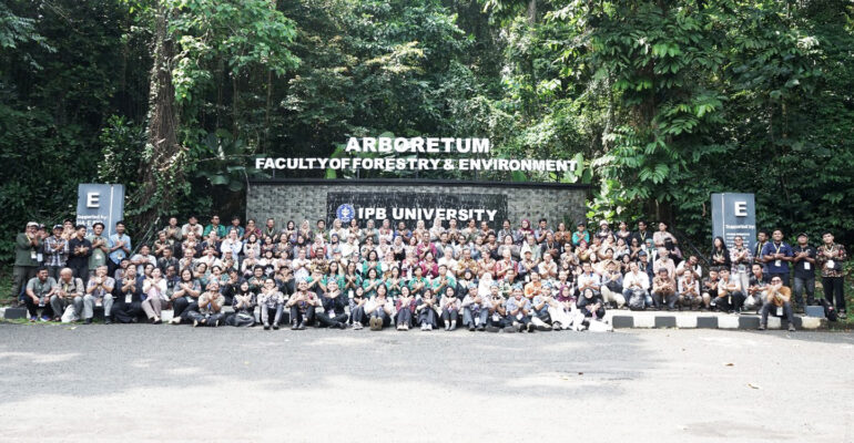Ratusan Peneliti dan Pemerhati Burung Berkumpul di IPB University, Tekankan Urgensi Konservasi Burung Liar di Indonesia