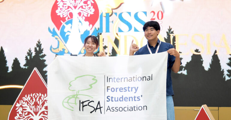 Sebanyak 72 Rimbawan Muda Dunia Berkumpul di IPB University, Dorong Aksi Net Zero Emisi