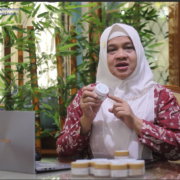 Pengembangan Sediaan Kosmetika Antiaging | FAHUTAN IPB UNIVERSITY